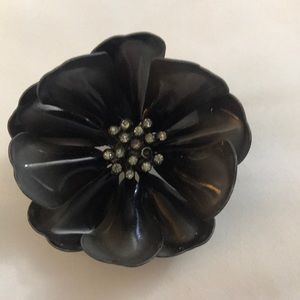 ⚡️FINAL PRICE⚡️ Vintage Black Flower Brooch